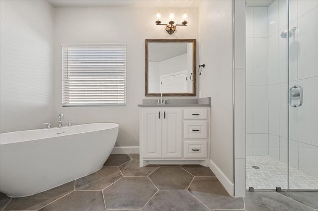 717 N 7th Street, Wolfforth, TX 79382