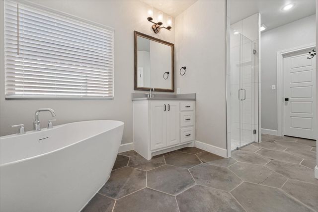 717 N 7th Street, Wolfforth, TX 79382