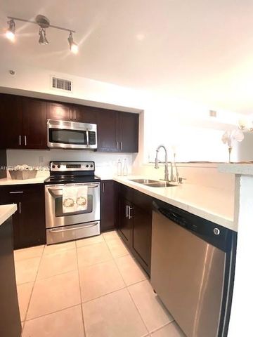 2061 Renaissance Boulevard 204, Miramar, FL 33025