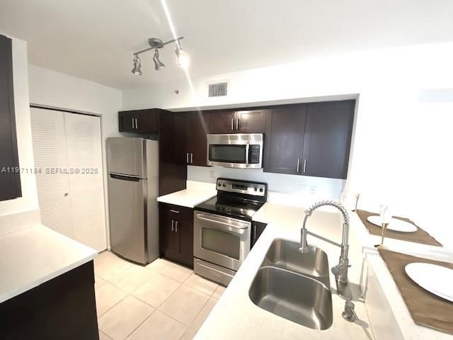 2061 Renaissance Boulevard 204, Miramar, FL 33025