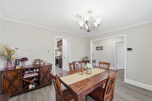 1306 Carriage Drive, Richmond, TX 77406