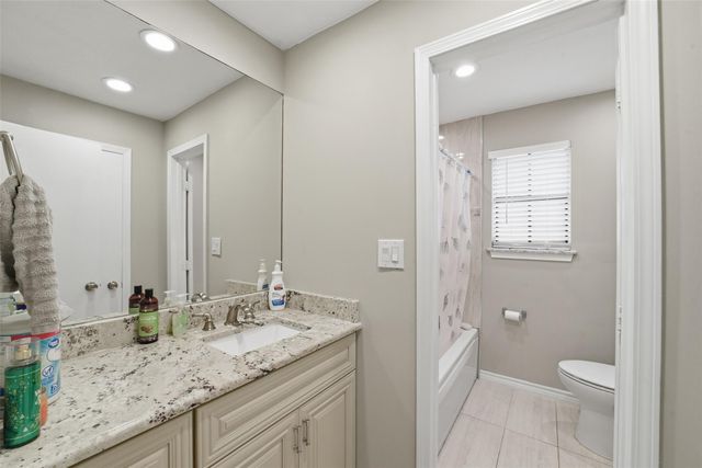 1306 Carriage Drive, Richmond, TX 77406