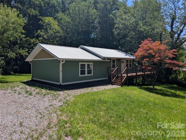 522 Brandon Road, Black Mountain, NC 28711