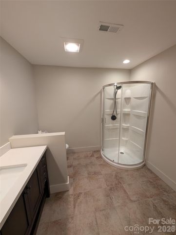 522 Brandon Road, Black Mountain, NC 28711