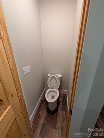 522 Brandon Road, Black Mountain, NC 28711