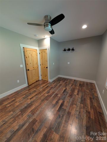 522 Brandon Road, Black Mountain, NC 28711