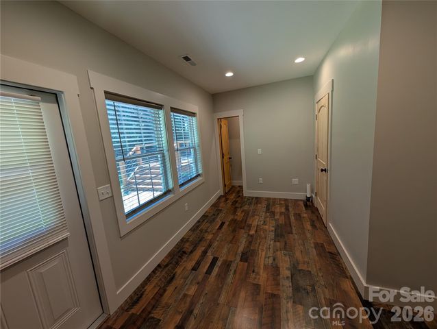522 Brandon Road, Black Mountain, NC 28711