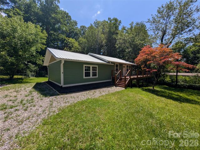 522 Brandon Road, Black Mountain, NC 28711