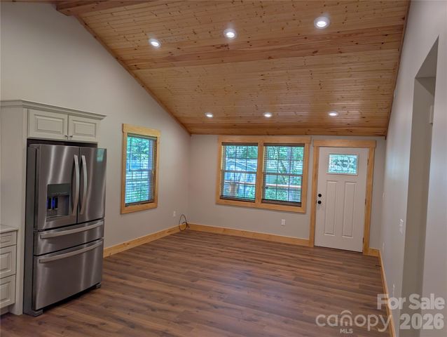 522 Brandon Road, Black Mountain, NC 28711