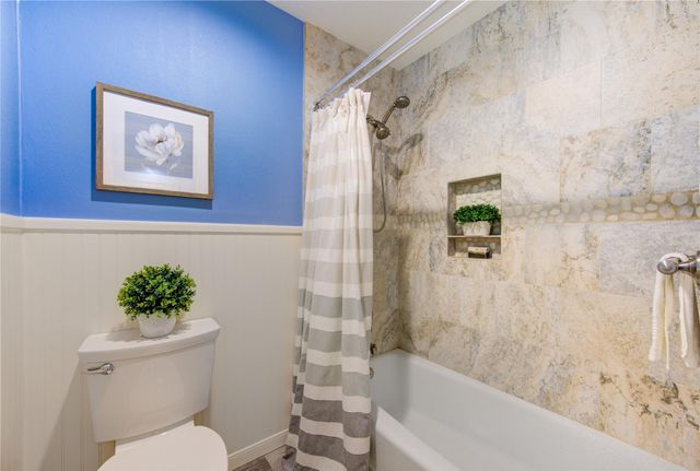 12154 Quail Creek Drive, Houston, TX 77070