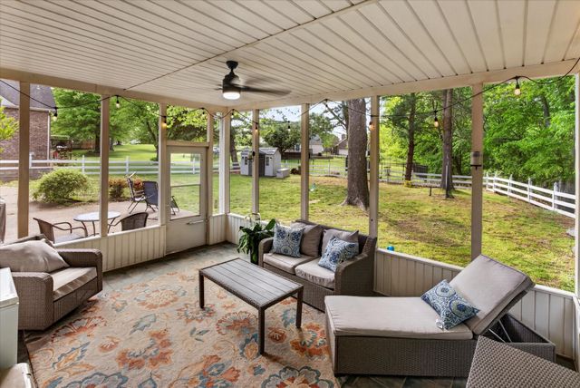 408 Marietta Pl, Clarksville, TN 37043
