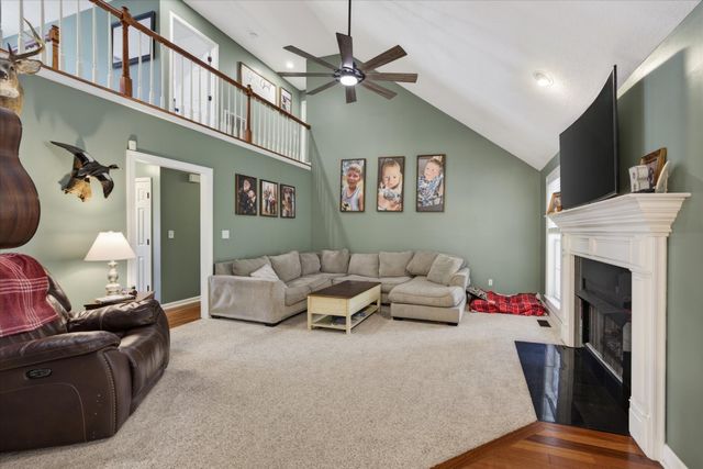 408 Marietta Pl, Clarksville, TN 37043