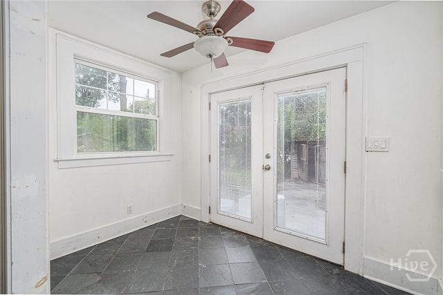 1211 E 49th, Savannah, GA 31404