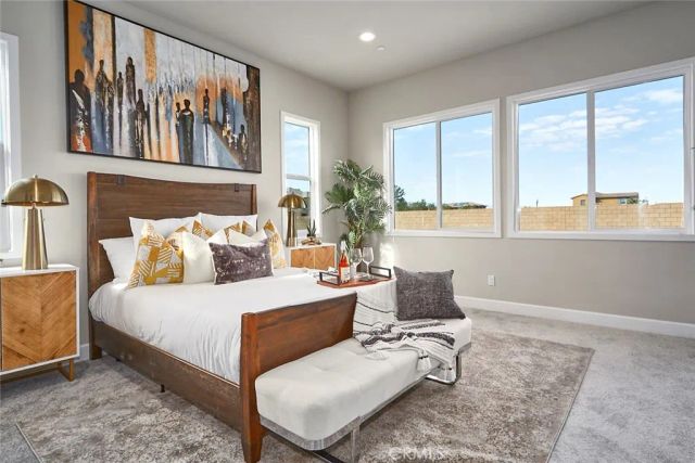 19372 Earth Summit, Apple Valley, CA 92308