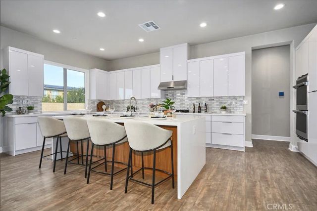 19372 Earth Summit, Apple Valley, CA 92308