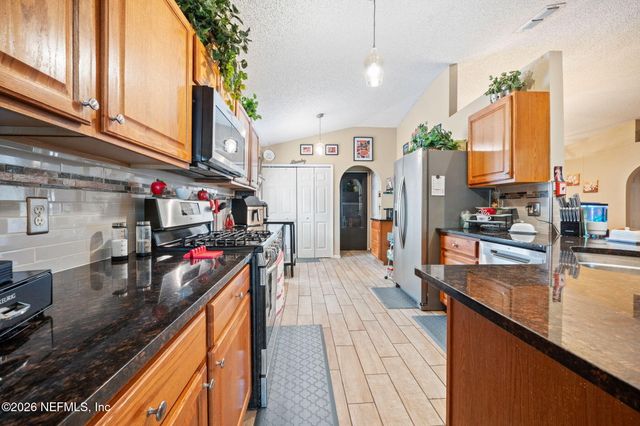 7359 LAWN TENNIS Lane, Jacksonville, FL 32277