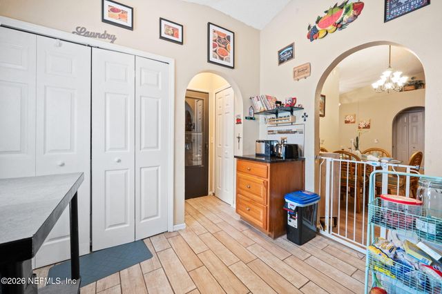 7359 LAWN TENNIS Lane, Jacksonville, FL 32277