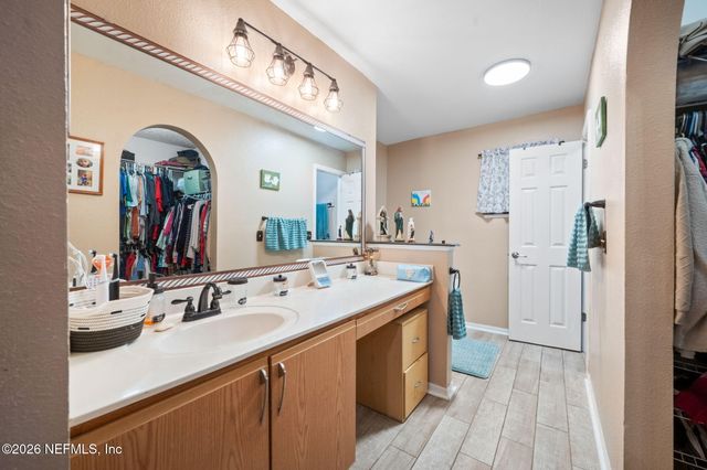 7359 LAWN TENNIS Lane, Jacksonville, FL 32277