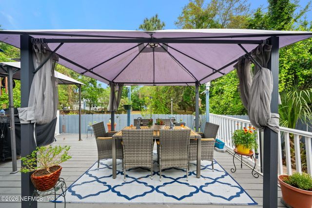 7359 LAWN TENNIS Lane, Jacksonville, FL 32277