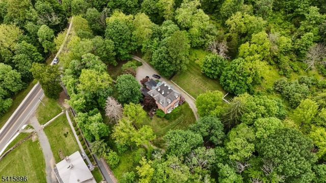 20 Belvidere Ave, Oxford Twp., NJ 07863