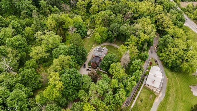 20 Belvidere Ave, Oxford Twp., NJ 07863