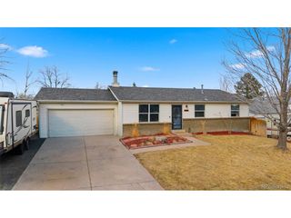 8985 W Euclid Ave, Littleton, CO 80123