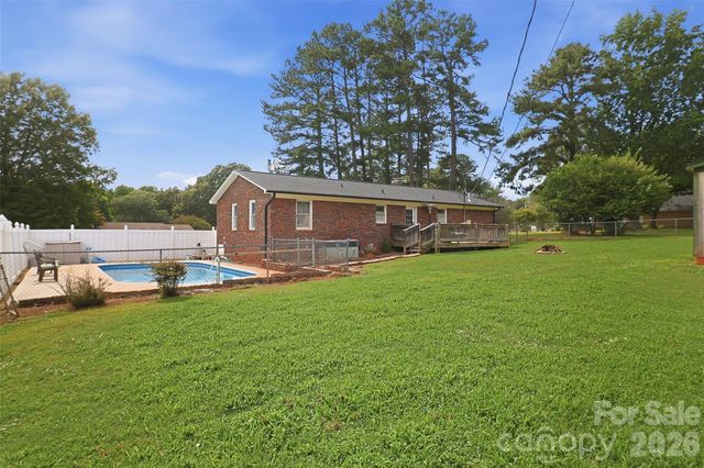 115 Arc Street, Bessemer City, NC 28016