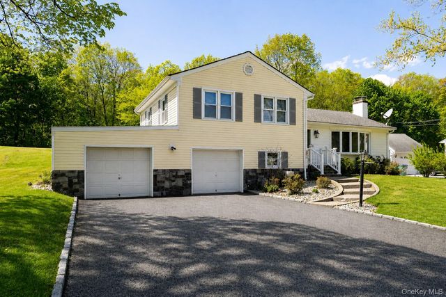 21 Homer Place, Poughkeepsie, NY 12603