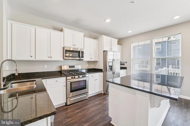 2070 HINSHAW DR, Odenton, MD 21113