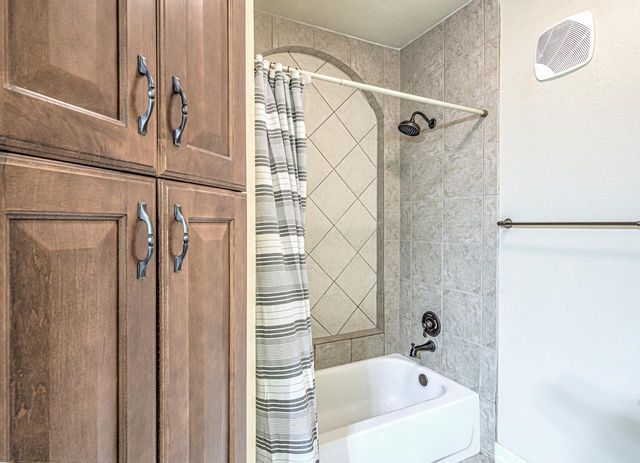 2226 Westlake DR 1-3, Austin, TX 78746