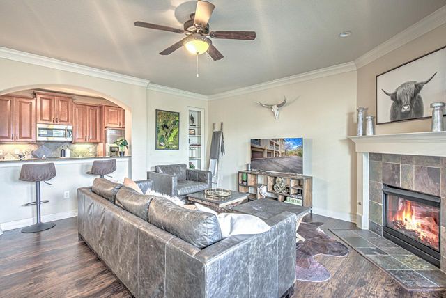 2226 Westlake DR 1-3, Austin, TX 78746