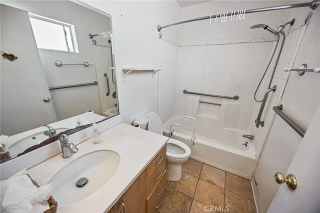 12306 Idaho Avenue, Los Angeles, CA 90025