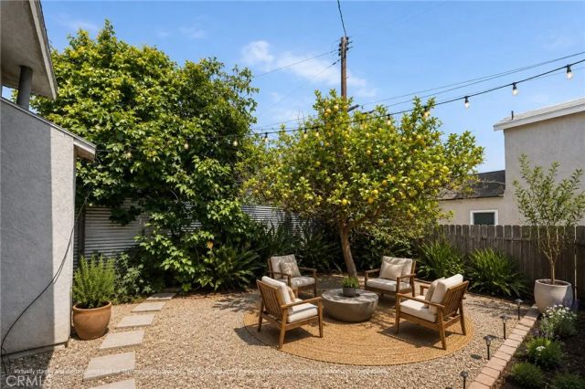 12306 Idaho Avenue, Los Angeles, CA 90025