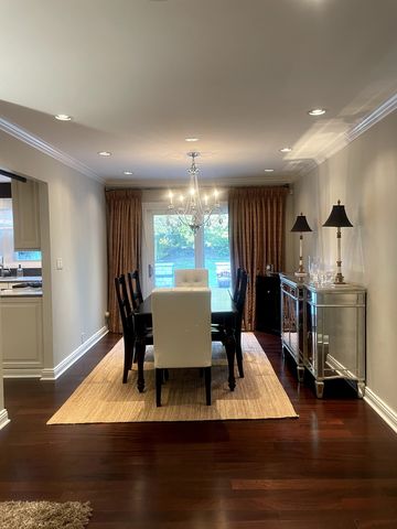 1233 Allison Lane, Schaumburg, IL 60194