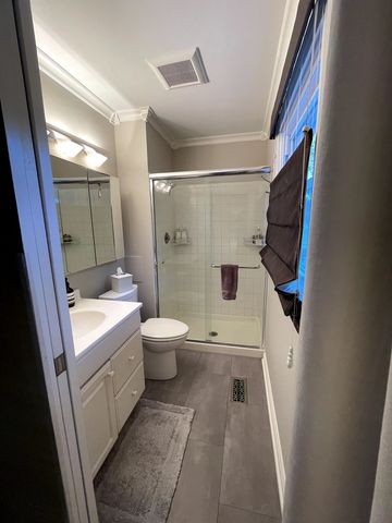 1233 Allison Lane, Schaumburg, IL 60194