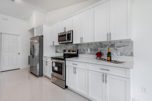 122 SW Becker Road, Port St. Lucie, Port St Lucie, FL 34953