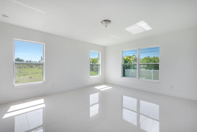 122 SW Becker Road, Port St. Lucie, Port St Lucie, FL 34953