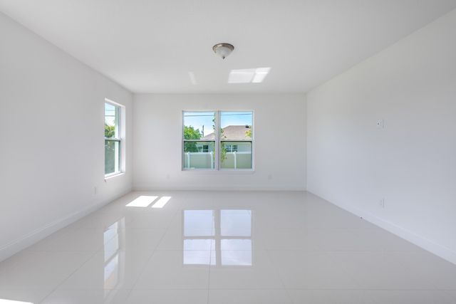 122 SW Becker Road, Port St. Lucie, Port St Lucie, FL 34953