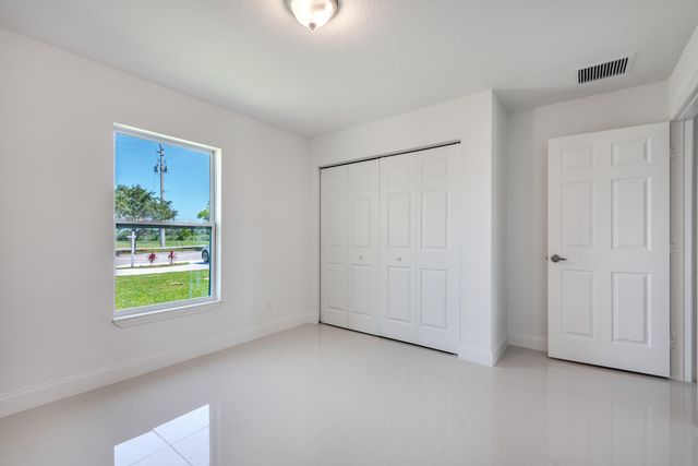 122 SW Becker Road, Port St. Lucie, Port St Lucie, FL 34953