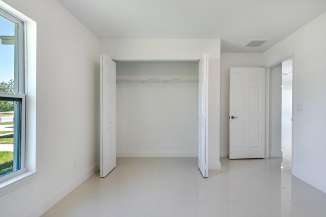 122 SW Becker Road, Port St. Lucie, Port St Lucie, FL 34953