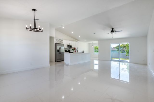 122 SW Becker Road, Port St. Lucie, Port St Lucie, FL 34953