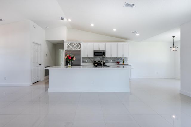 122 SW Becker Road, Port St. Lucie, Port St Lucie, FL 34953