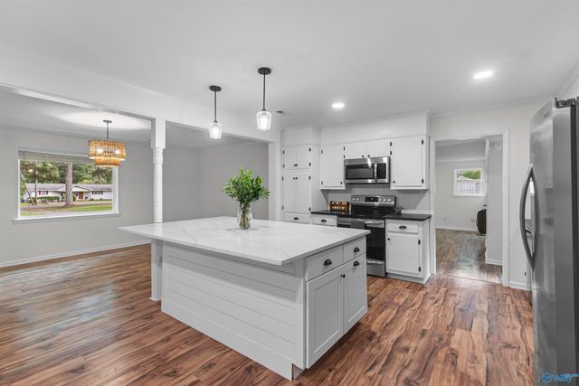 148 Pine Street, Decatur, AL 35603
