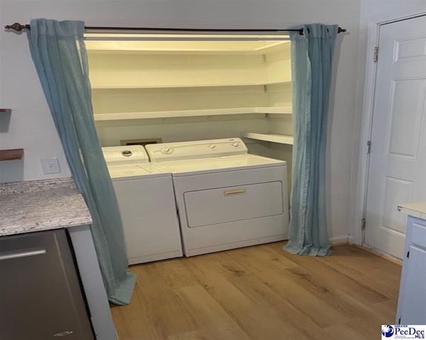 1724 W Pine Lake Dr, Florence, SC 29506