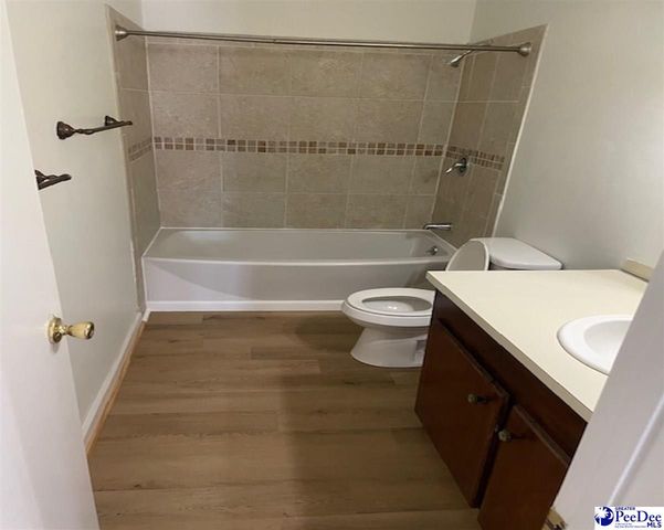 1724 W Pine Lake Dr, Florence, SC 29506