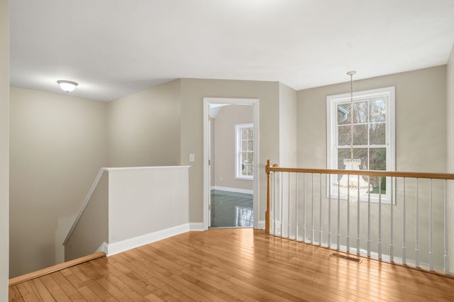 46 Cherrywood Drive, Nashua, NH 03062