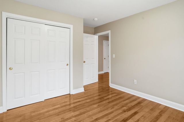 46 Cherrywood Drive, Nashua, NH 03062