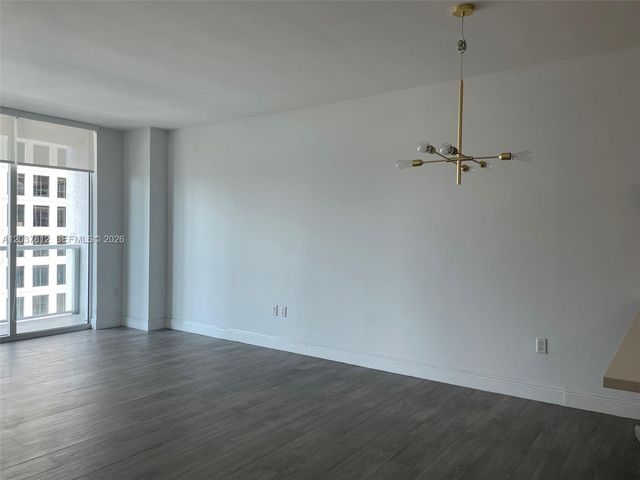 500 Brickell Avenue 1906, Miami, FL 33131