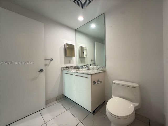 500 Brickell Avenue 1906, Miami, FL 33131