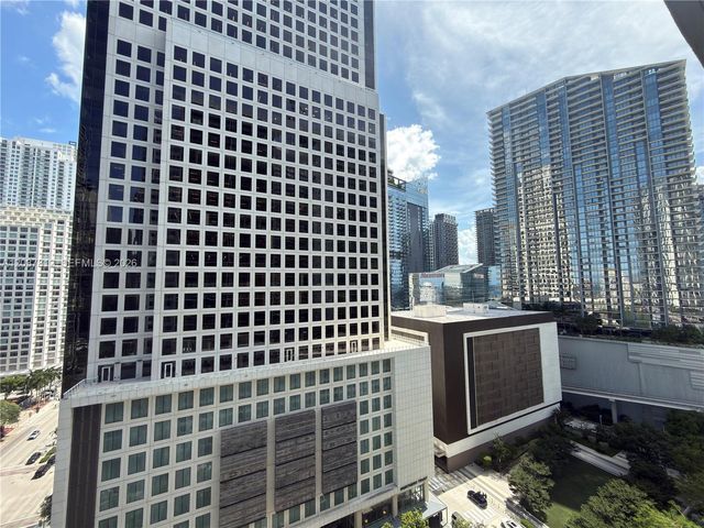 500 Brickell Avenue 1906, Miami, FL 33131